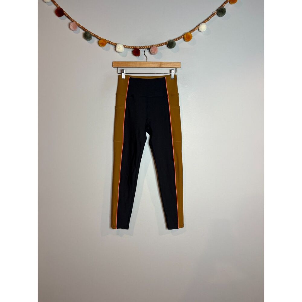 Sage Collective color block athletic leggings